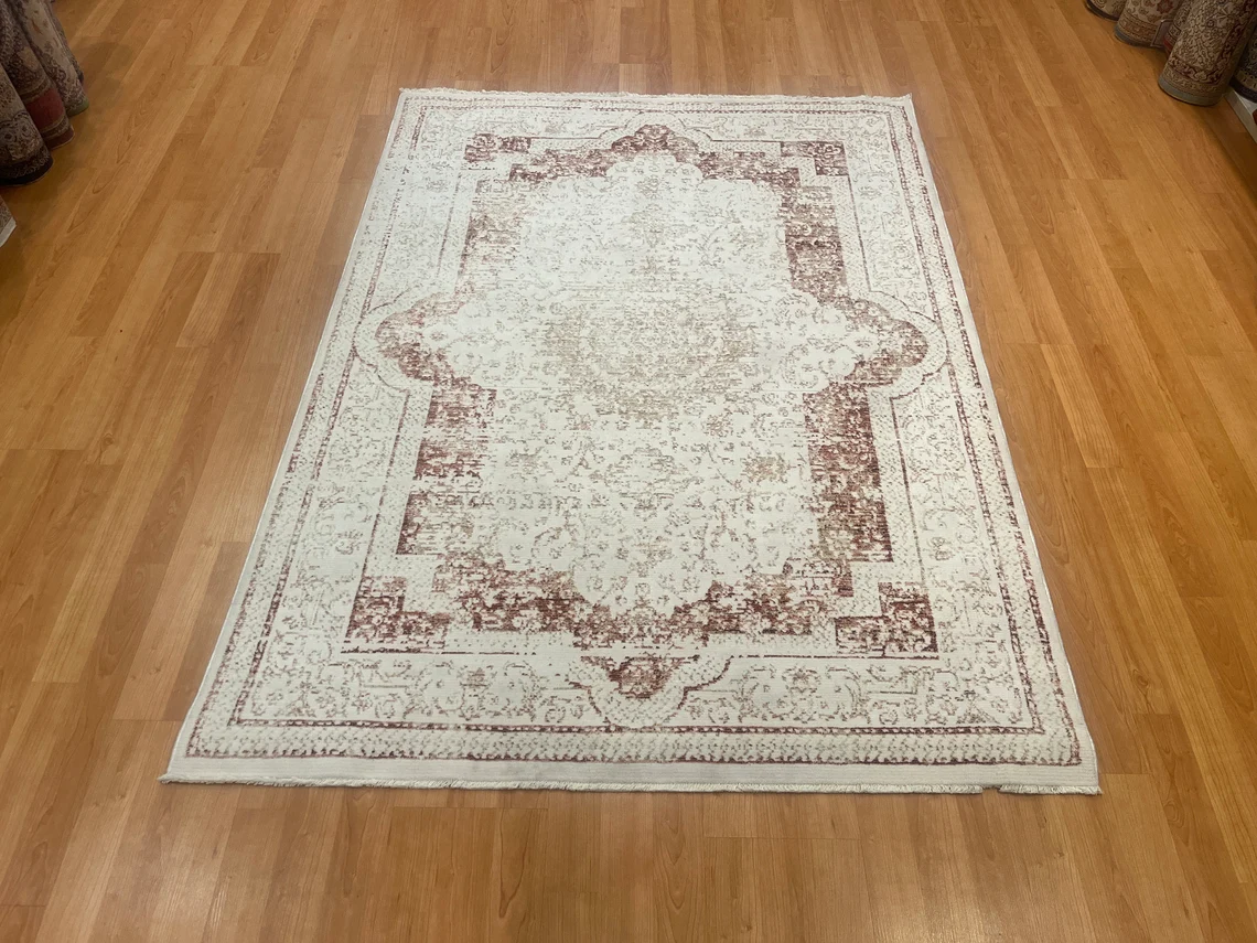 5'4 ''x 3'11'' Bamboo Silk Carpet