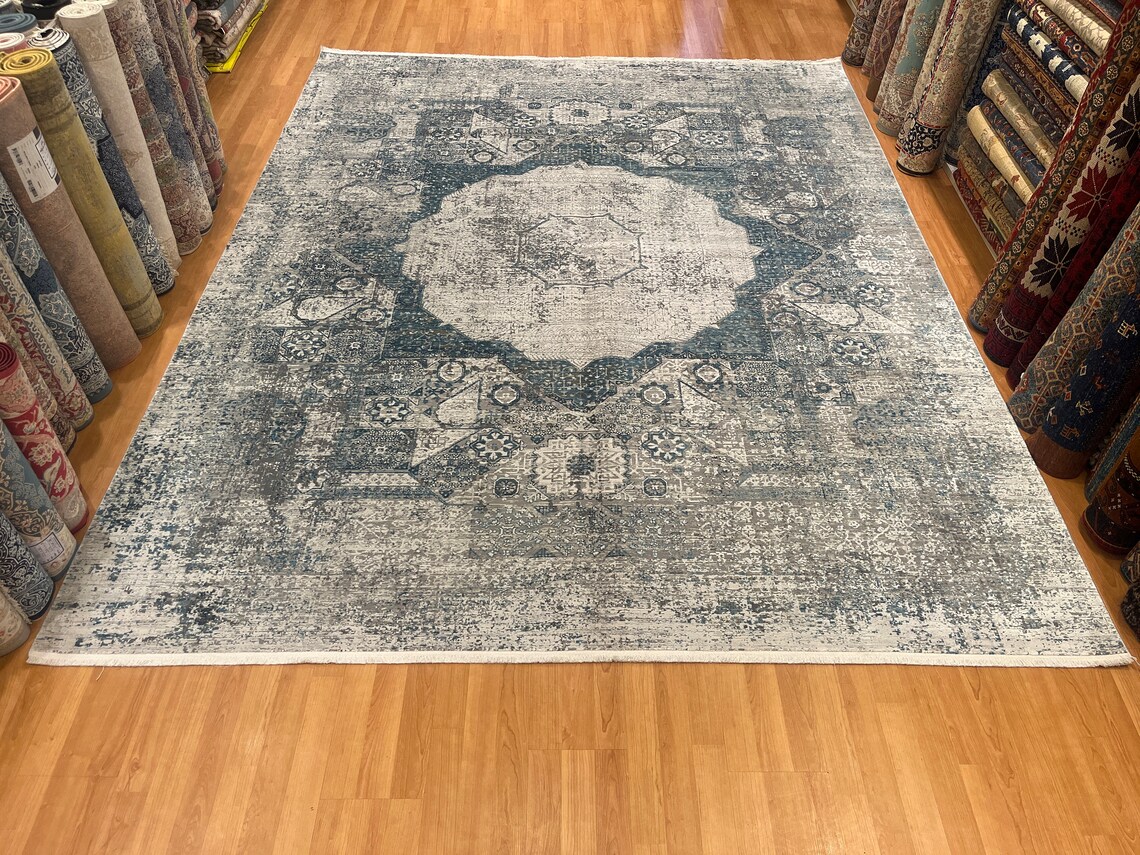 9'10 ''x 7'10'' Bamboo Silk Carpet